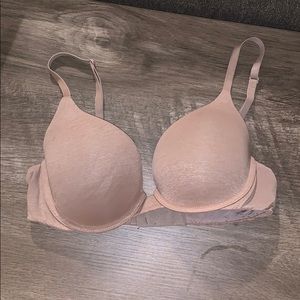Victoria’s Secret padded perfect coverage bra